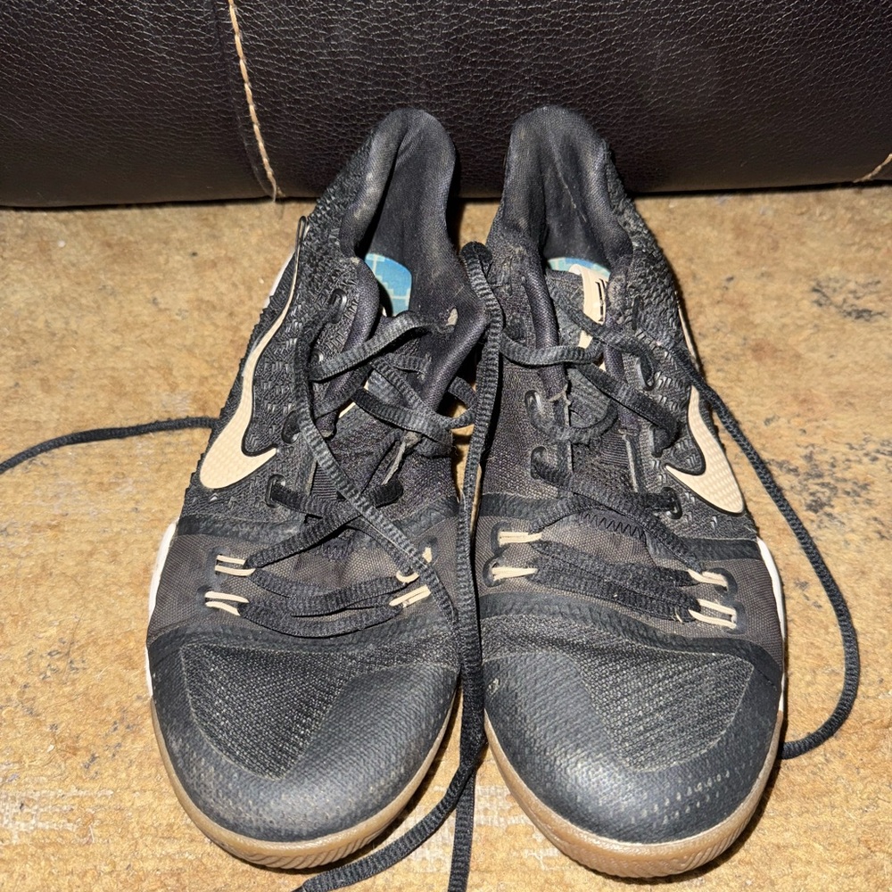 Nike Black and Tan Athletic Shoes